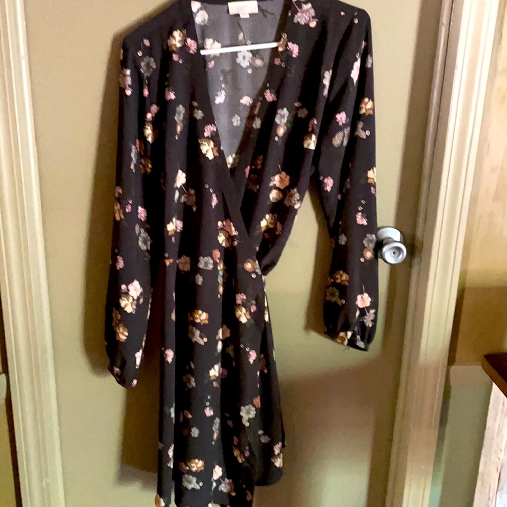 Size 8 Loft never used no tags brown color